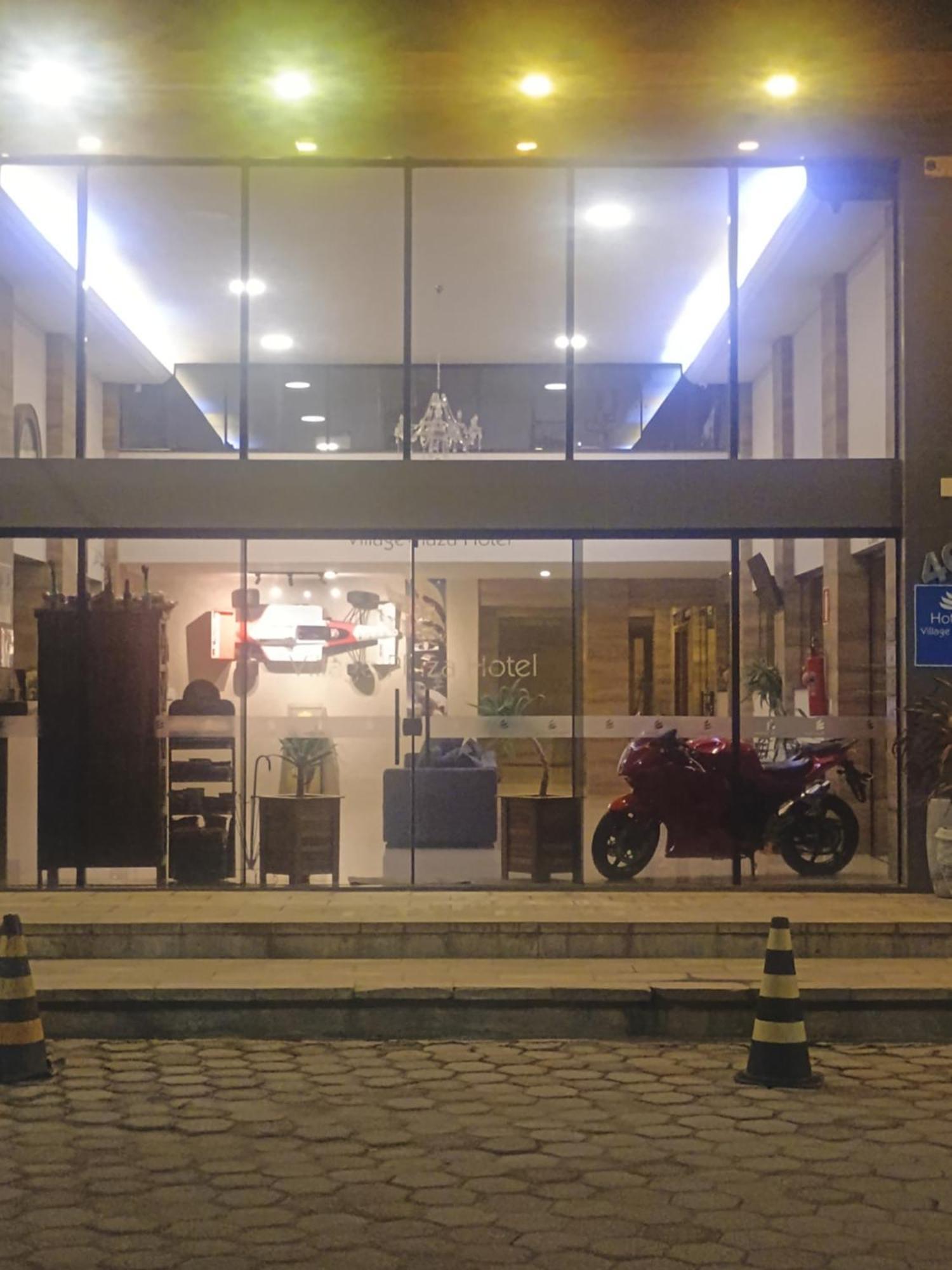 Village Plaza Hotel Barbacena Exterior photo